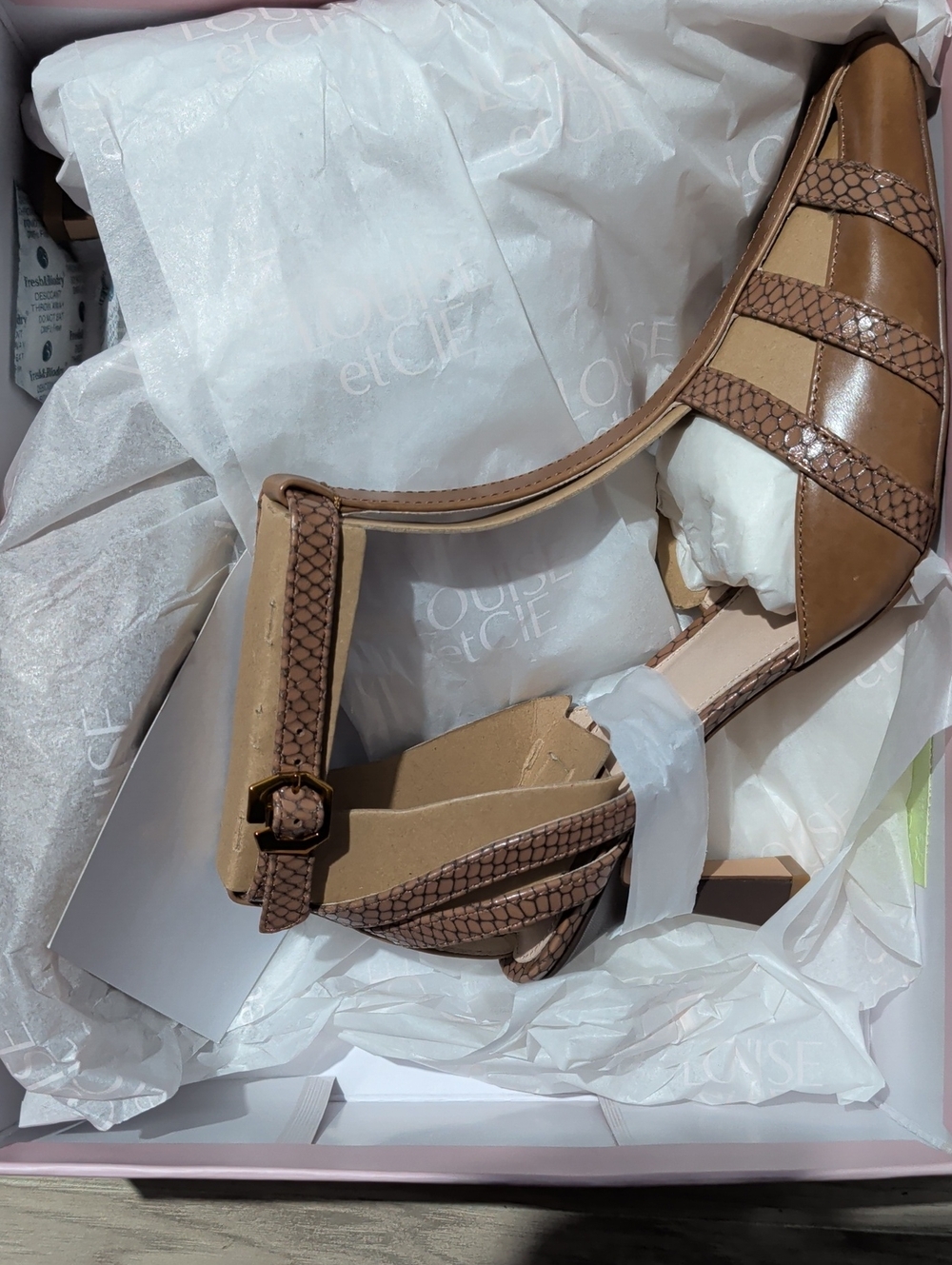 Louis et Cie Lo-Lakma T-Strap Heeled Sandals Cappuccino Snake Skin Print 9M